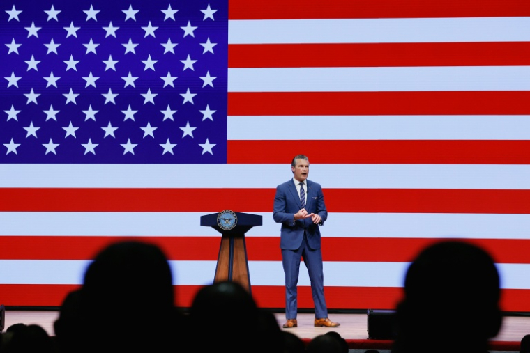 Pete Hegseth lors de son discours à Quantico, Virginie, le 30 septembre 2026 ( POOL / Evan Vucci )
