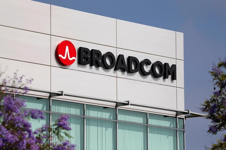 BROADCOM MIEUX-DISANT DU 1ER TOUR POUR LES MÉMOIRES DE TOSHIBA