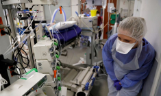 CORONAVIRUS: LA FRANCE RECENSE 5.273 PATIENTS EN RÉANIMATION