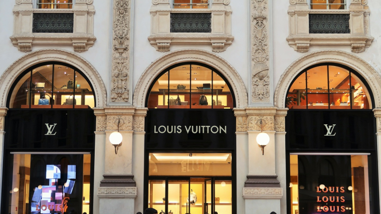 Une boutique Louis Vuitton. (Crédits: Adobe Stock)