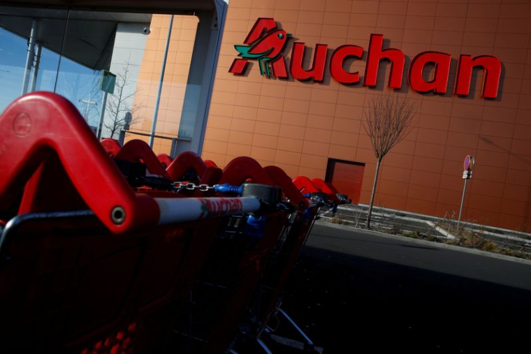 AUCHAN PRUDENT SUR SON ACTIVITÉ AU S2 EN RAISON DES RESTRICTIONS SANITAIRES
