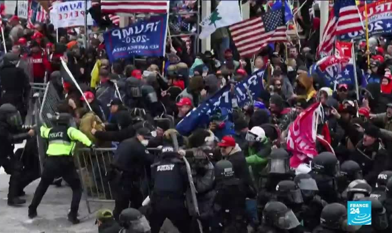États-Unis : deux mois après l'assaut du Capitole, le FBI lance un avis de recherche sur dix personnes