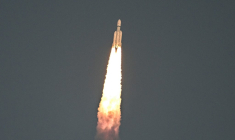 Une fusée LVM3-M5, lancée depuis le centre spatial Satish Dhawan, à Sriharikota, en novembre 2025 (illustration) ( AFP / R. SATISH BABU )