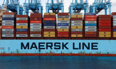 Le porte-conteneurs géant Maersk Triple-E Majestic, en Espagne