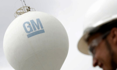 GENERAL MOTORS FAIT MIEUX QUE PRÉVU SUR SES TRIMESTRIELS