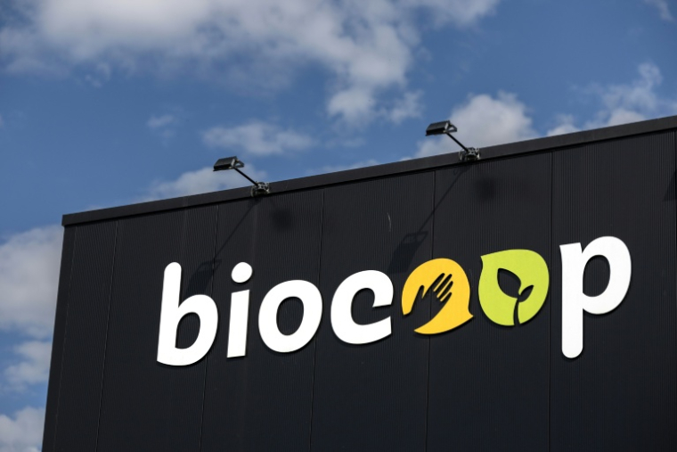 Le leader de la distribution spécialisée en produits issus de l'agriculture biologique Biocoop a annoncé des ventes "record" en 2025 ( AFP / Fred TANNEAU )