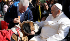 Le pape François tient l'audience générale au Vatican