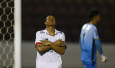 Un jeune de São Paulo plante deux panenka en dix minutes