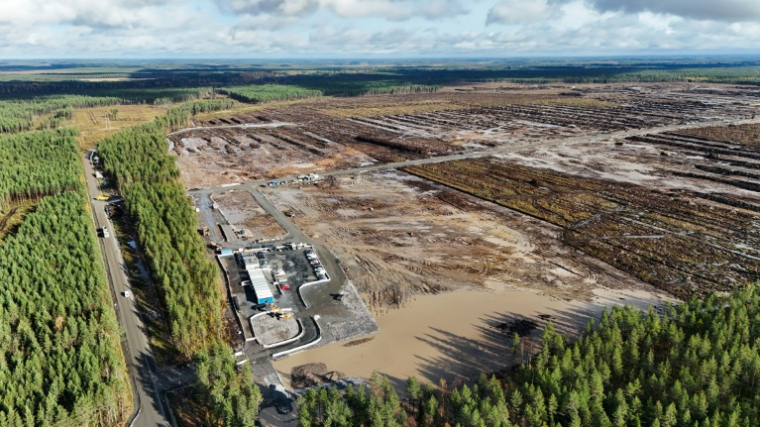 Vue aérienne du site où Google prévoit de construire un nouveau centre de données, le 29 septembre 2026 à Muhos, dans le nord de la Finlande  ( AFP / Alessandro RAMPAZZO )