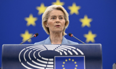 Ursula von der Leyen, le 6 octobre 2026, à Bruxelles ( AFP / JEAN-CHRISTOPHE VERHAEGEN )