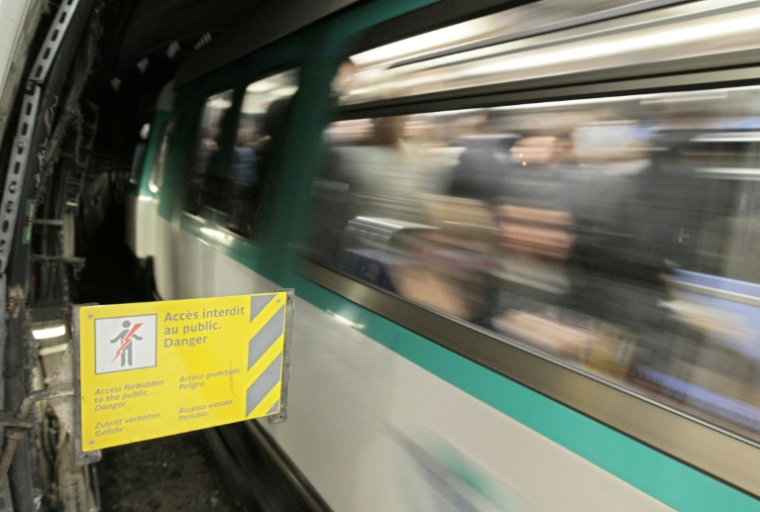 Le parquet de Paris a classé son enquête visant la RATP pour "mise en danger d'autrui", ouverte en 2023 après une plainte de l'association Respire ( AFP / JACQUES DEMARTHON )