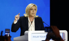 MARINE LE PEN ÉCHOUE SUR LA DERNIÈRE MARCHE AVANT L'ELYSÉE