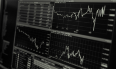 L’affaire des données de Facebook exploitées par Cambridge Analytica soulève des problèmes éthiques et politiques selon Françoise Benhamou, membre du Cercle des économistes. (Crédit:  Pexel) .