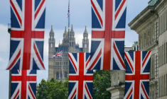 "Si vous agissez de manière irresponsable ou si vous visez délibérément nos câbles, vous en subirez de graves conséquences", a déclaré la secrétaire d'Etat aux Télécommunications britannique, Liz Lloyd ( AFP / Odd ANDERSEN )