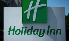LE PROPRIÉTAIRE D'HOLIDAY INN PERÇOIT DES ÉCLAIRCIES APRÈS UN S1 DIFFICILE