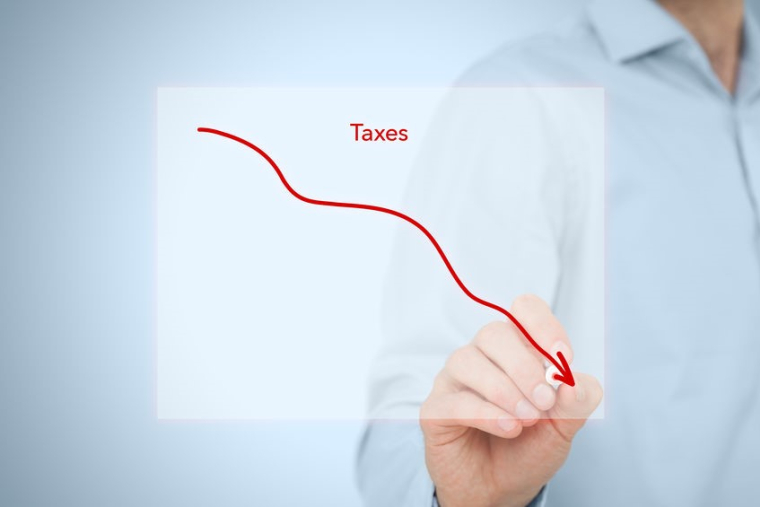 Les baisses d’impôts pourraient s’amplifier (Crédit photo: 123RF)