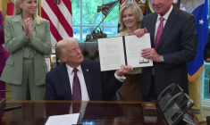 Criminalité: Trump signe le décret de déploiement de la Garde nationale à Memphis
