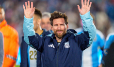 Cristiano Ronaldo rend hommage à Lionel Messi