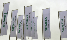 ( AFP / CHRISTOF STACHE )