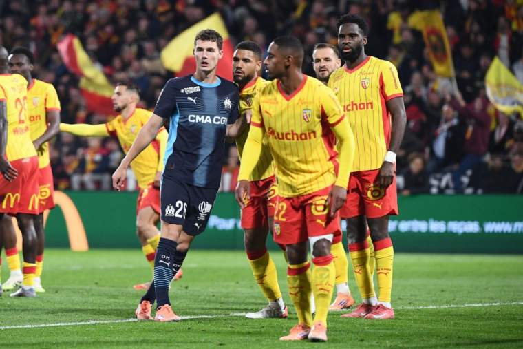 Benjamin Pavard s'excuse après son match raté contre Lens