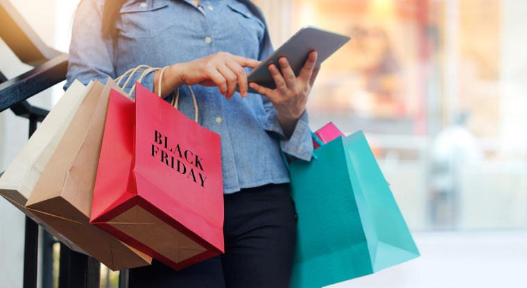 Tout droit venu des États-Unis, le Black Friday est en passe de devenir incontournable en France. ( crédit photo : Shutterstock )