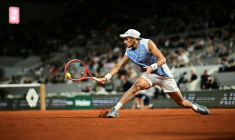 L'Italien Matteo Arnaldi en quart de finale de Roland-Garros contre son compatriote Matteo Berrettini le 3 juin 2026 à Paris ( AFP / JULIEN DE ROSA )
