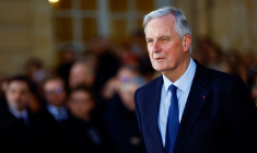 Cérémonie de remise à l'hôtel Matignon à Paris