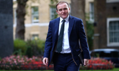 BREXIT: LONDRES OUVERT À UN COMPROMIS "RAISONNABLE" SUR LA PÊCHE AVEC L'UE