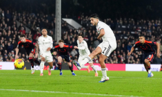 Raúl Jiménez égale un record de Yaya Touré