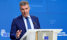 Le ministre danois du Climat, de l'Énergie et des Services publics après une réunion des ministres du Climat européens