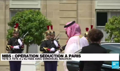 Rencontre MBS-Macron : les images de l'arrivée du prince héritier d'Arabie saoudite à l'Élysée
