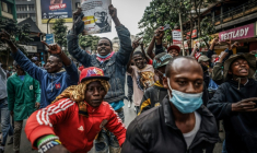 Des manifestants défilent lors de la journée de protestation du 25 juin 2025 dans le centre-ville de Nairobi ( AFP / Luis TATO )
