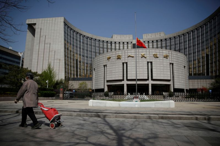 LA CHINE BAISSE UN TAUX D'INTÉRÊT POUR CONTRER LES EFFETS DU CORONAVIRUS