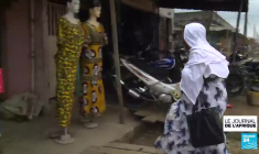 Côte d'Ivoire : Massandjé Cissé, la "maman" des enfants des rues d'Abobo