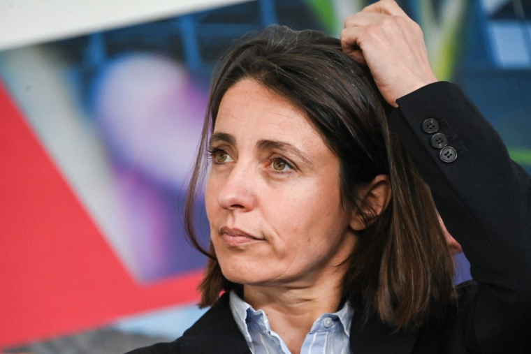 Sophie Binet à Cordenais, le 17 avril 2024. ( AFP / SEBASTIEN SALOM-GOMIS )