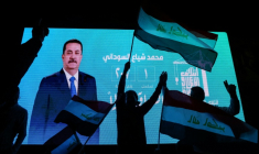 Les partisans du Premier ministre irakien sortant Mohamed Chia al-Soudani célèbrent la victoire de sa coalition aux législatives irakiennes le 12 novembre 2025 à Bagdad.  ( AFP / AHMAD AL-RUBAYE )