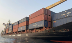 Un porte-conteneurs ancré près du détroit de Bab el manded, au large de la côte du Yemen dans le Golfe d'Aden, le 6 aout 2026 ( AFP / - )