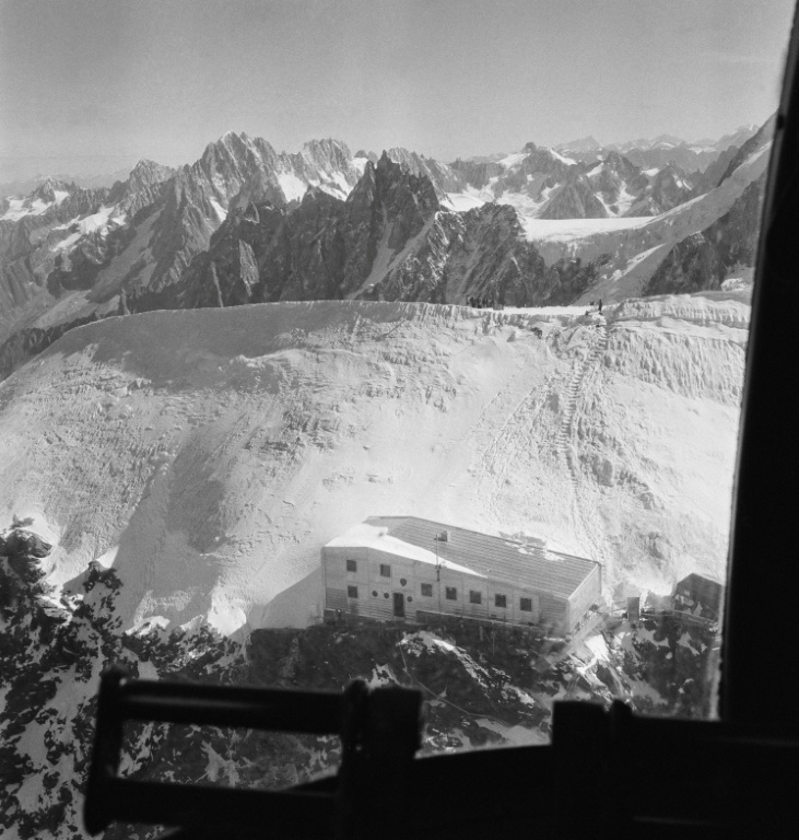 L'ancien refuge du Goûter, le 24 septembre 1962, sur le mon Blanc ( AFP / - )