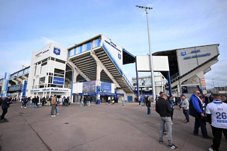 Suite aux fouilles agressives de supportrices, l'ANS envisage d'emmener l'État devant la justice