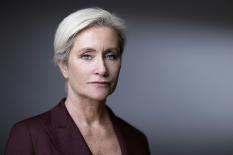 La journaliste américaine et correspondante principale de CNN, Melissa Bell, pose lors du 8e Forum de Paris sur la paix, à Paris, le 29 octobre 2025 ( AFP / JOEL SAGET )