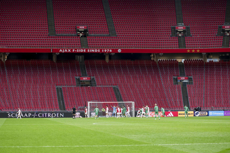 L’Ajax Amsterdam joue devant un seul supporter