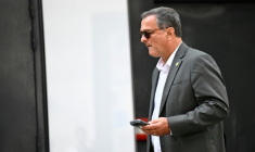 Le vice-président du RN Louis Aliot à Paris le 7 juillet 2026 ( AFP / JULIEN DE ROSA )
