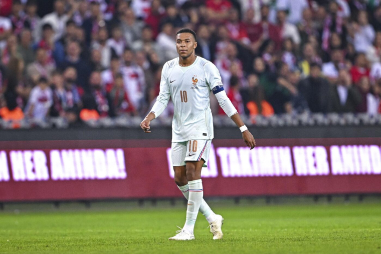 La sortie de Mbappé en boîte de nuit fait enrager l'Espagne