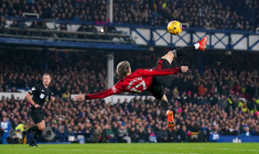 Et le prix Puskás est décerné à...