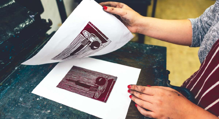 Un grand nombre de ventes Lithographies, gravures, estampes, organisées chaque année. (© Shutterstock)