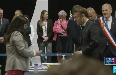 Législatives : succès surprise de la gauche, le RN se heurte au front républicain