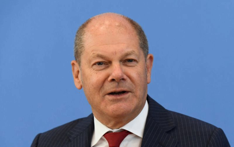 L'ÉCONOMIE ALLEMANDE POURRAIT REVENIR AU NIVEAU D'AVANT-CRISE AU DÉBUT DE 2022, DIT SCHOLZ