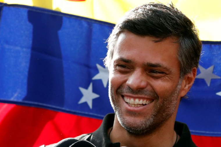 L'OPPOSANT VÉNÉZUÉLIEN LÓPEZ VA ARRIVER DIMANCHE EN ESPAGNE