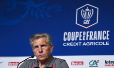 Claude Puel met la pression sur Lens avant la finale