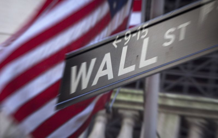 Une enseigne « Wall Street » à l'extérieur de la Bourse de New York